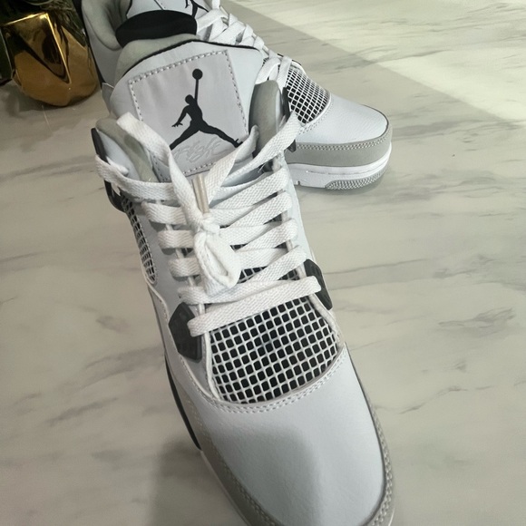 Jordan 4 Military Black - Picture 3 of 7